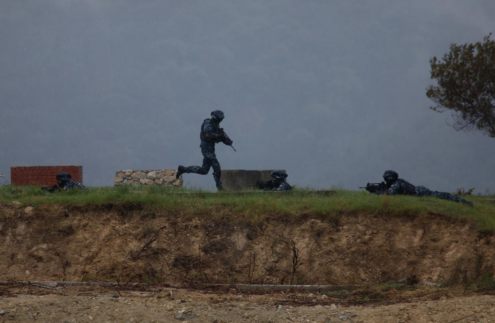 Odmah nakon svečanosti otvaranja izaslanstva su obišla izložbeni prostor ASDA-e 2019 u Spaladium Areni, a potom se uputila na demonstraciju združenih vojno-sigurnosnih sposobnosti ASDA 2019. 