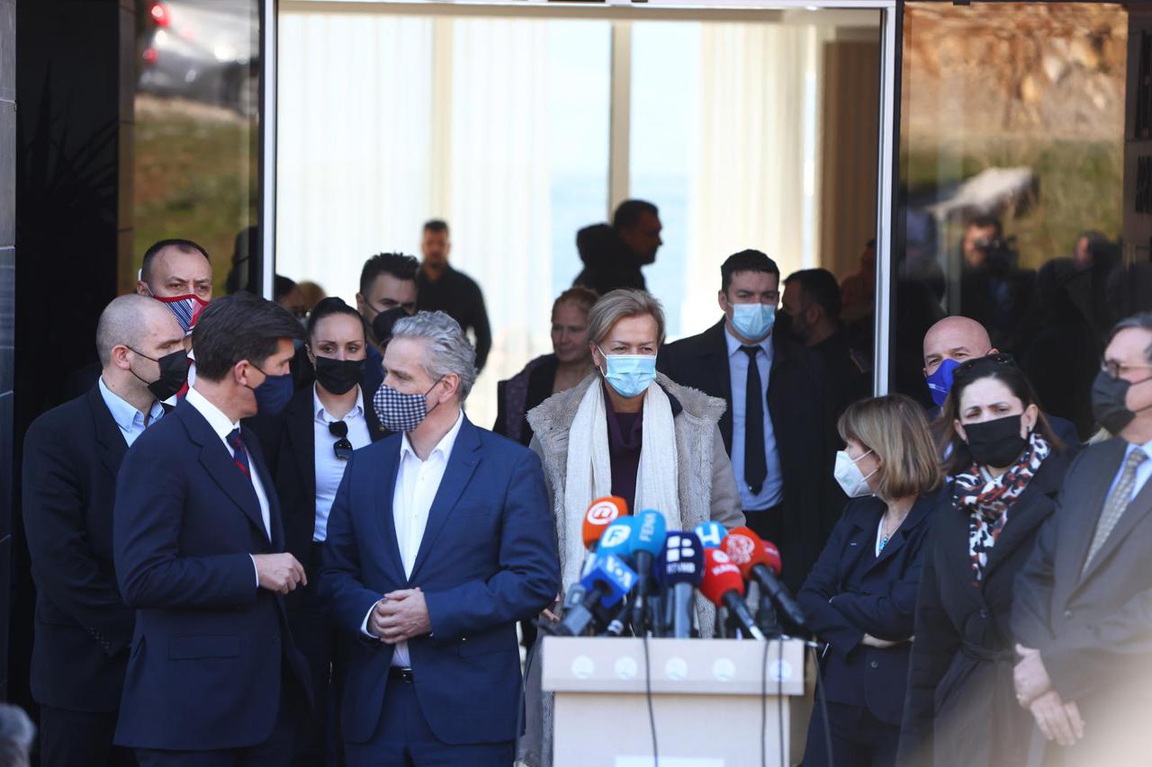 Konferencija za medije nakon pregovora u Neumu