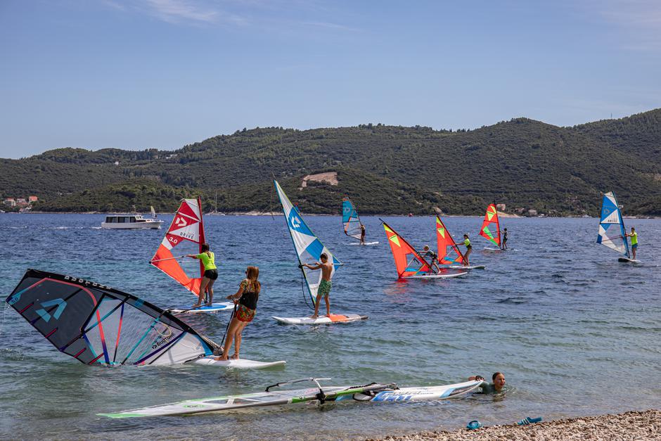 Turistička patrola u Viganju na Pelješcu