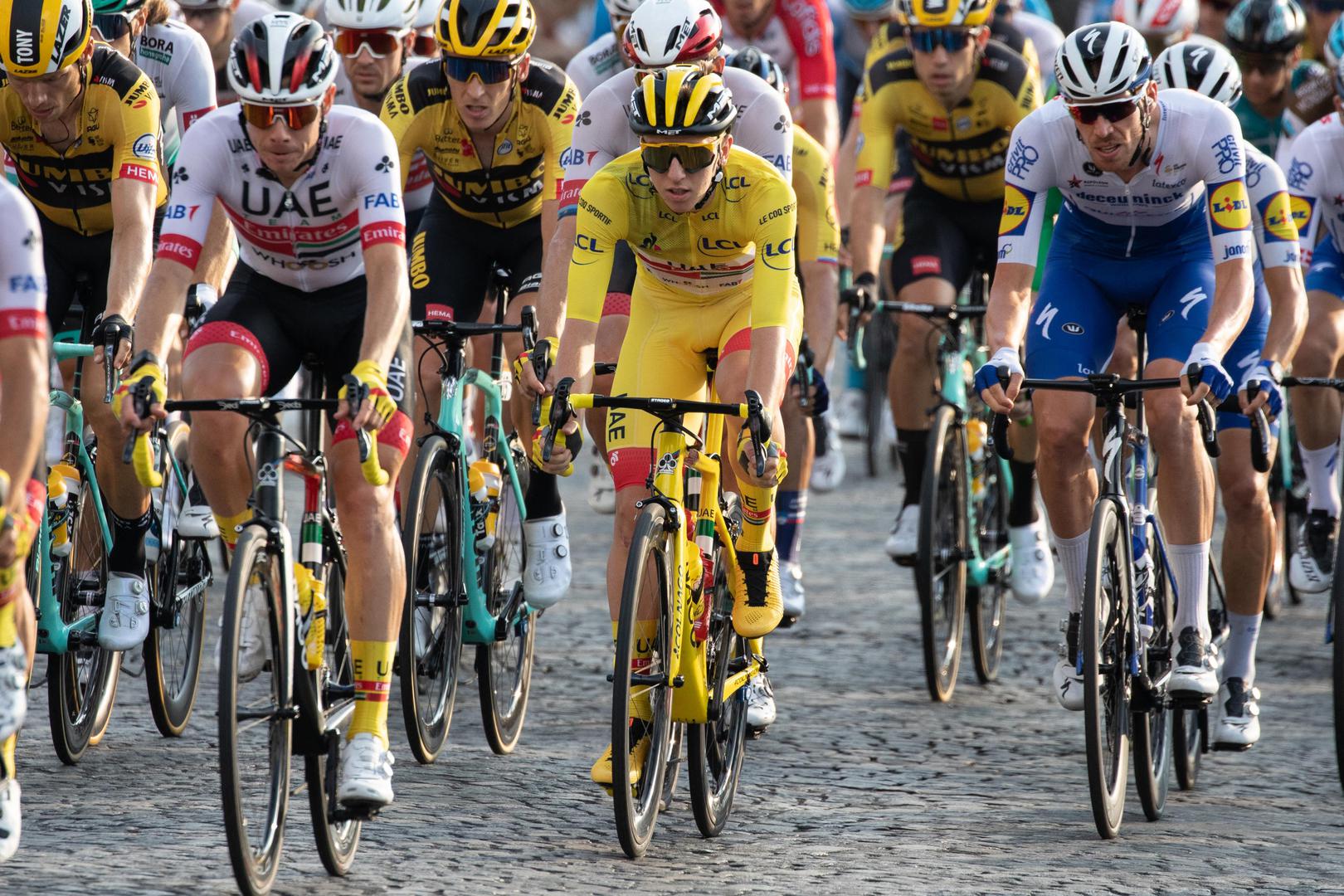 Tadej Pogacar arrive à Paris et gagne le Tour de France 2020 Tadej Pogacar arrive à Paris et gagne le Tour de France 2020 le 20 septembre 2020. © Jeremy Melloul / Bestimage Tadej Pogacar arrives in Paris and wins the Tour de France 2020 on September 20, 2020 Jeremy Melloul / Bestimage /PIXSELL