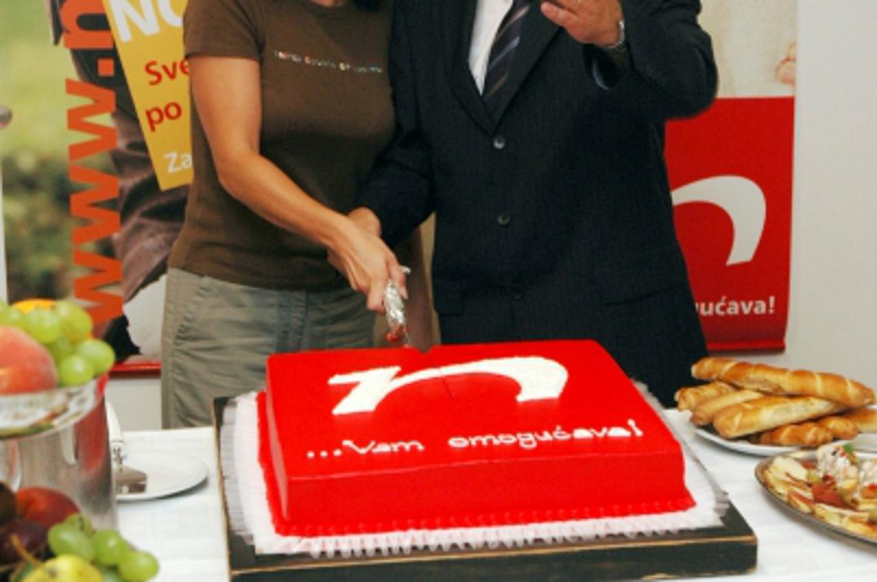 'za varazdin 28.07.2006....varazdin.... neckermann....torta.....proslava......rodjendan snimio marko jurinec'