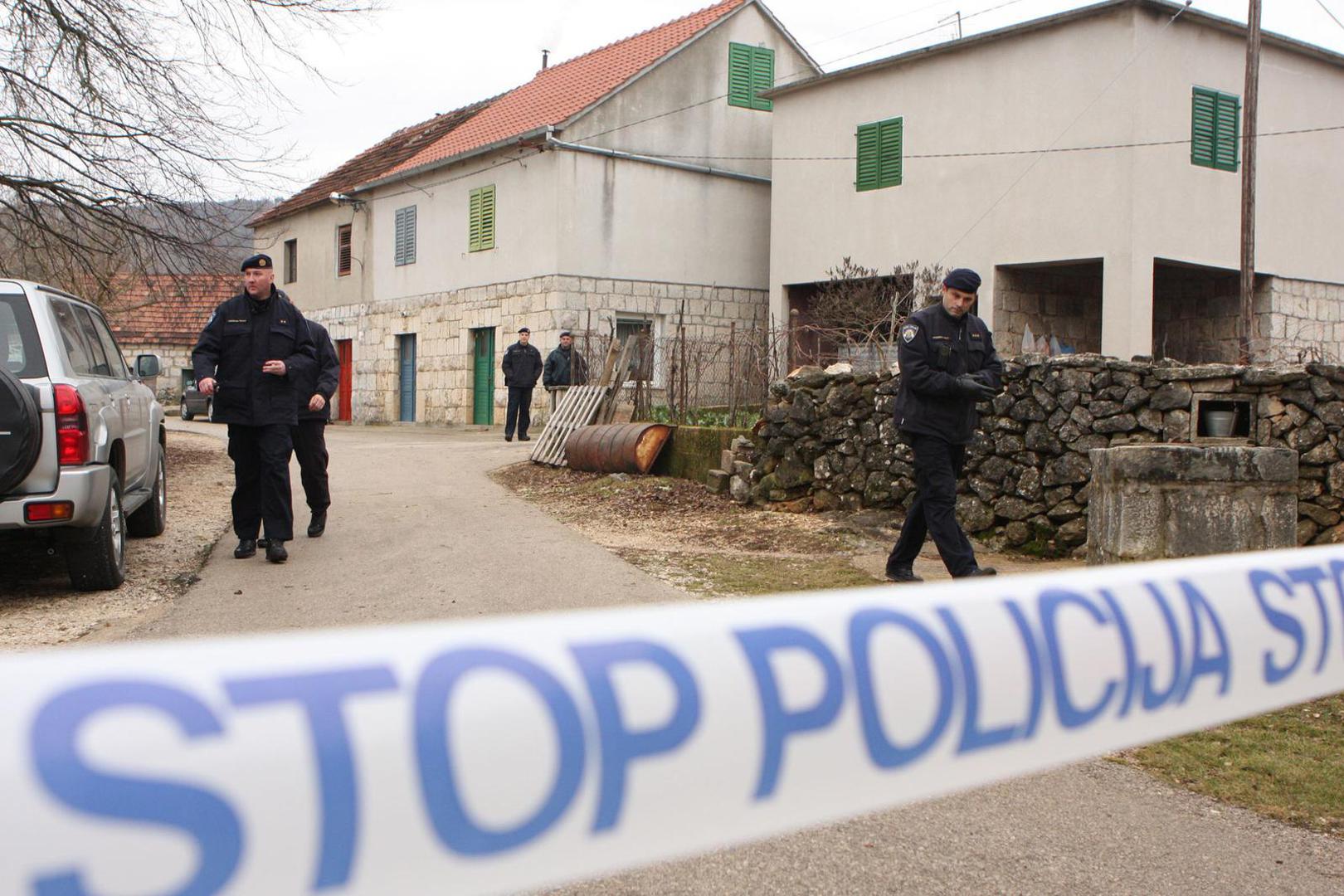 Cijeli triljski i cetinski kraj digao se na noge, još uvijek potresen ubojstvom 17-godišnje djevojke iz 2002. godine.