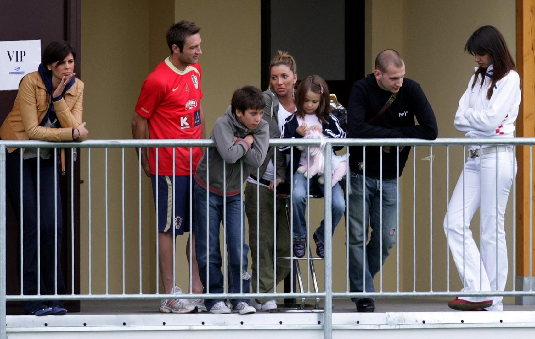 14.06.2008., Bad Tatzmannsdorf, Austrija - Obitelji nogometasa u kampu hrvatske nogometne reprezentacije. Despina Petric, Anica Kovac, Robert Kovac, Letizia Kovac, Tihomir Petric."nPhoto: Sanjin Strukic/PIXSELL