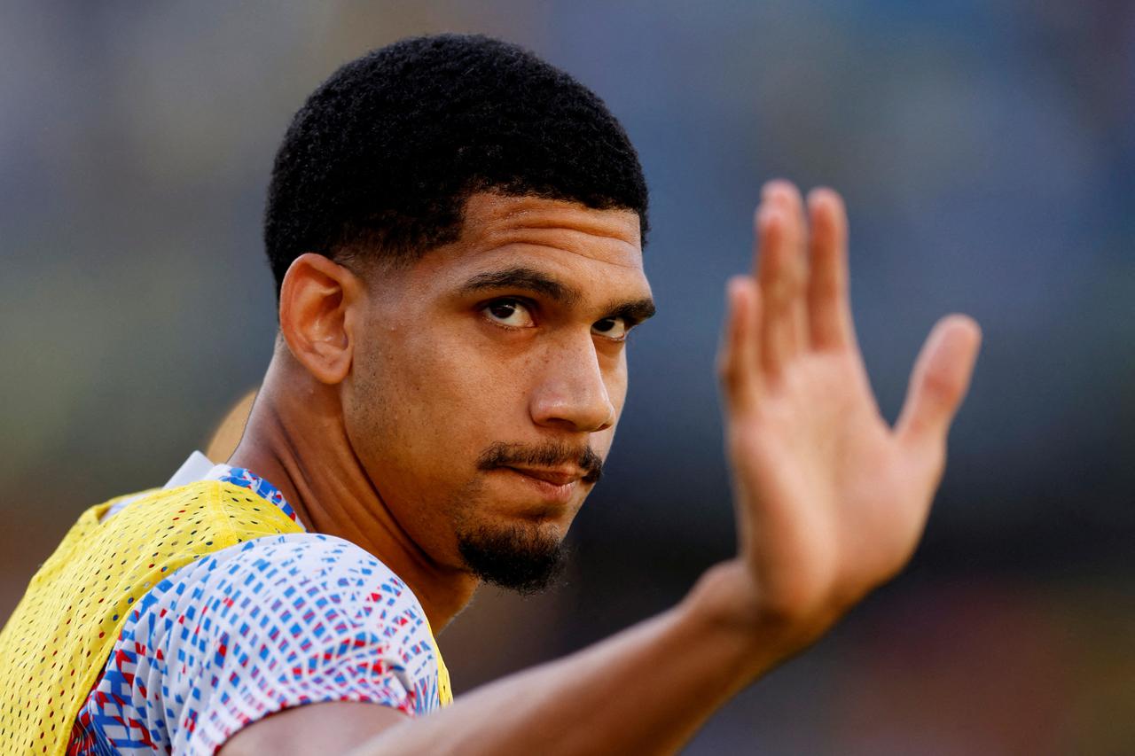 FILE PHOTO: LaLiga - Cadiz v FC Barcelona