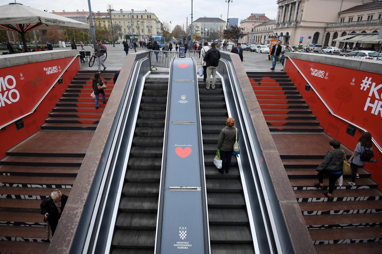 Zagreb: Jedan trak pokretnih stepenica u Importanne centru vraćen u promet