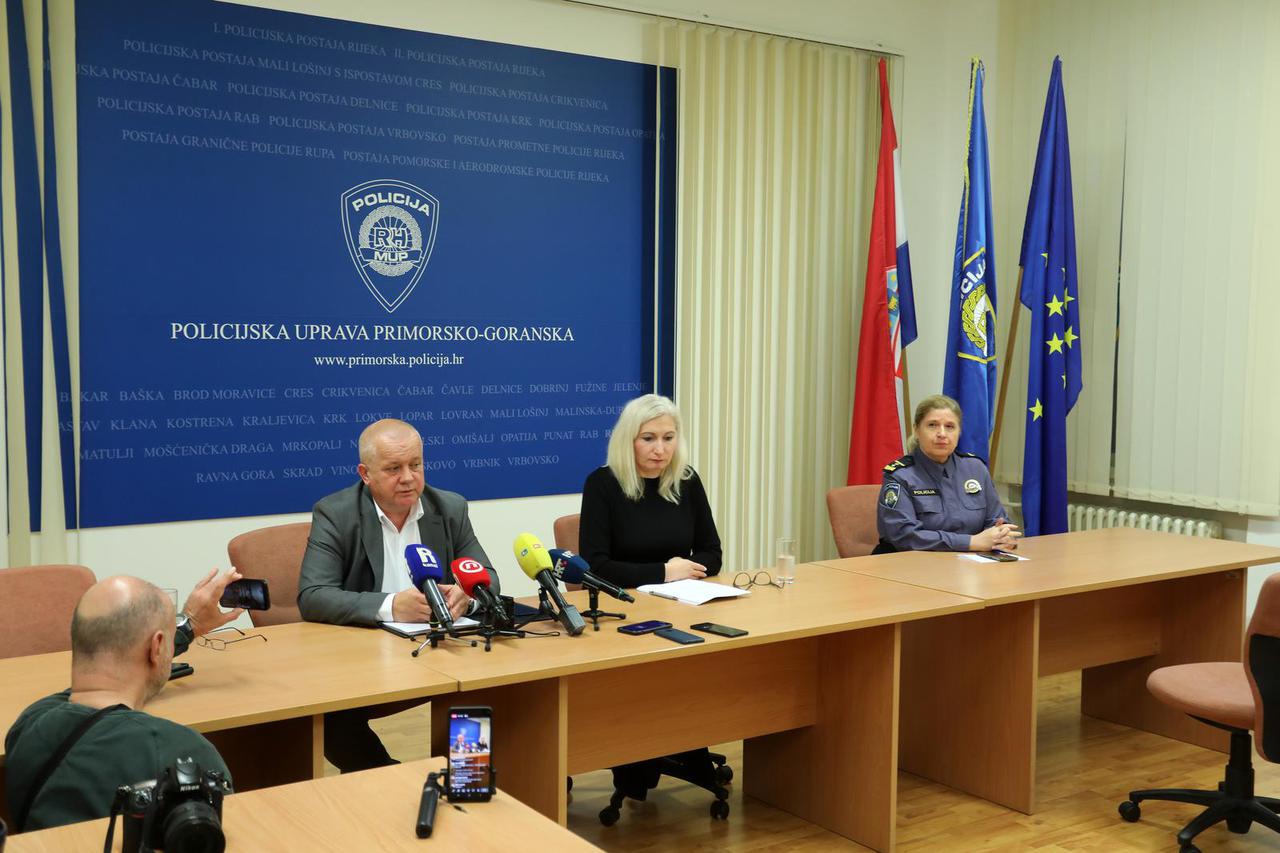 Rijeka: Konferencija za medije u MUP-u povodom uhićenja trgovaca kripto valutama