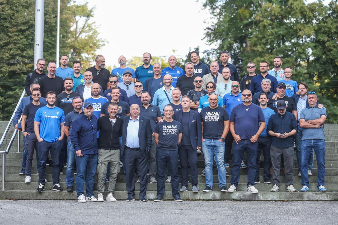 Zagreb: Počeli izbori u Dinamu, glasao Zvonimir Boban 