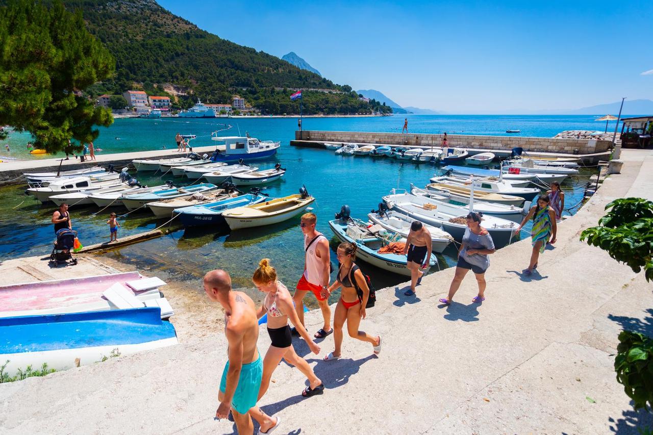 Turisticka patrola u Drveniku