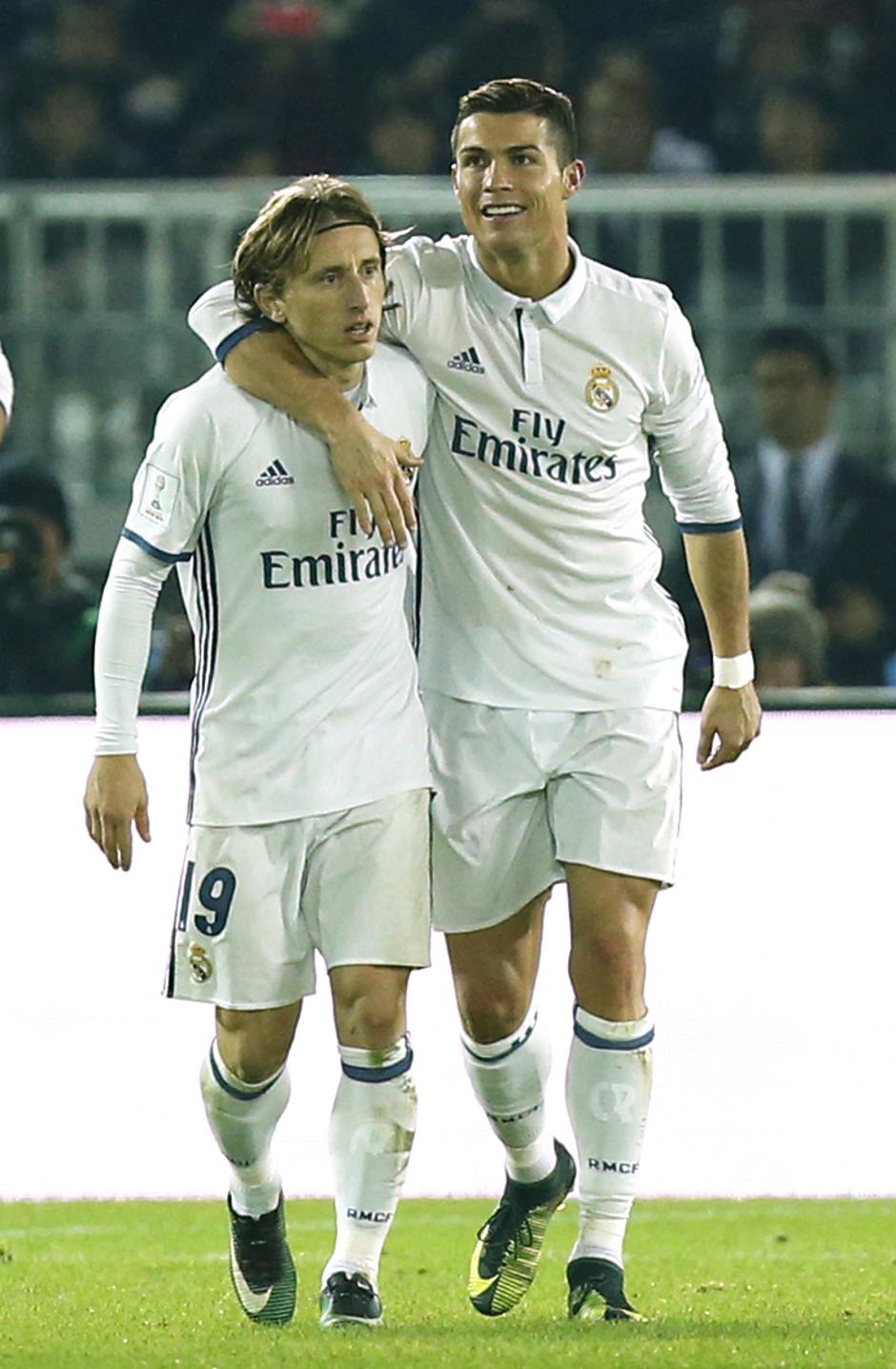 Football Soccer - Real Madrid v Kashima Antlers - FIFA Club World Cup Final - International Stadium Yokohama - Japan , 18/12/16 Real Madrid's Cristiano Ronaldo celebrates scoring their fourth goal with Luka Modric Reuters / Kim Kyung-Hoon Livepic
