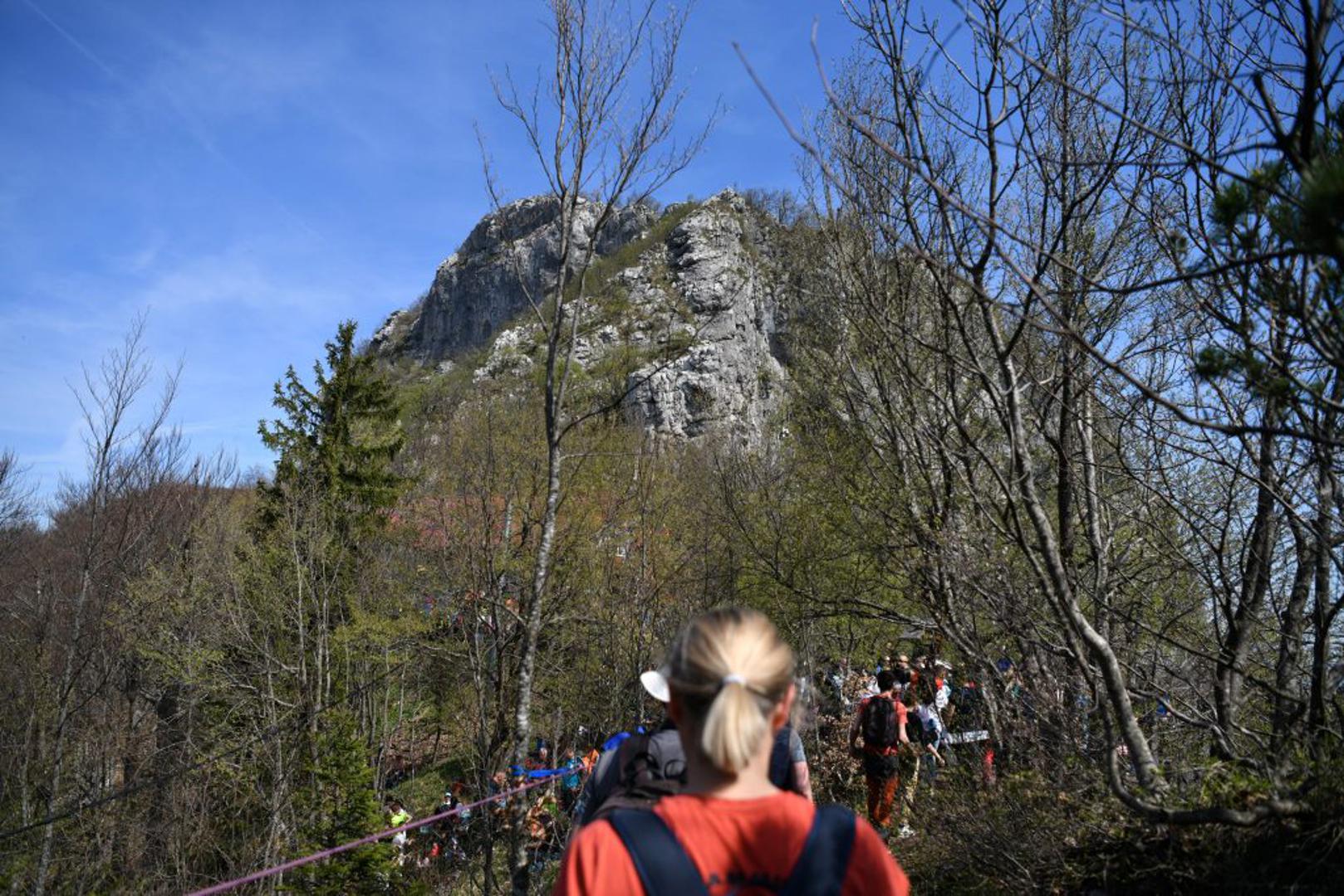 Kako je 1950. upravo u Hrvatskom planinarskom savezu osnovana Hrvatska gorska služba spašavanja, koja se snažno razvila i postala prepoznatljiva javna služba za spašavanje ne samo u planinama, nego i na svim neurbanim terenima, nakon svečanosti kod planinarskog doma na Kleku predstavnici Hrvatske gorske službe spašavanje izveli su pokaznu vježbu.