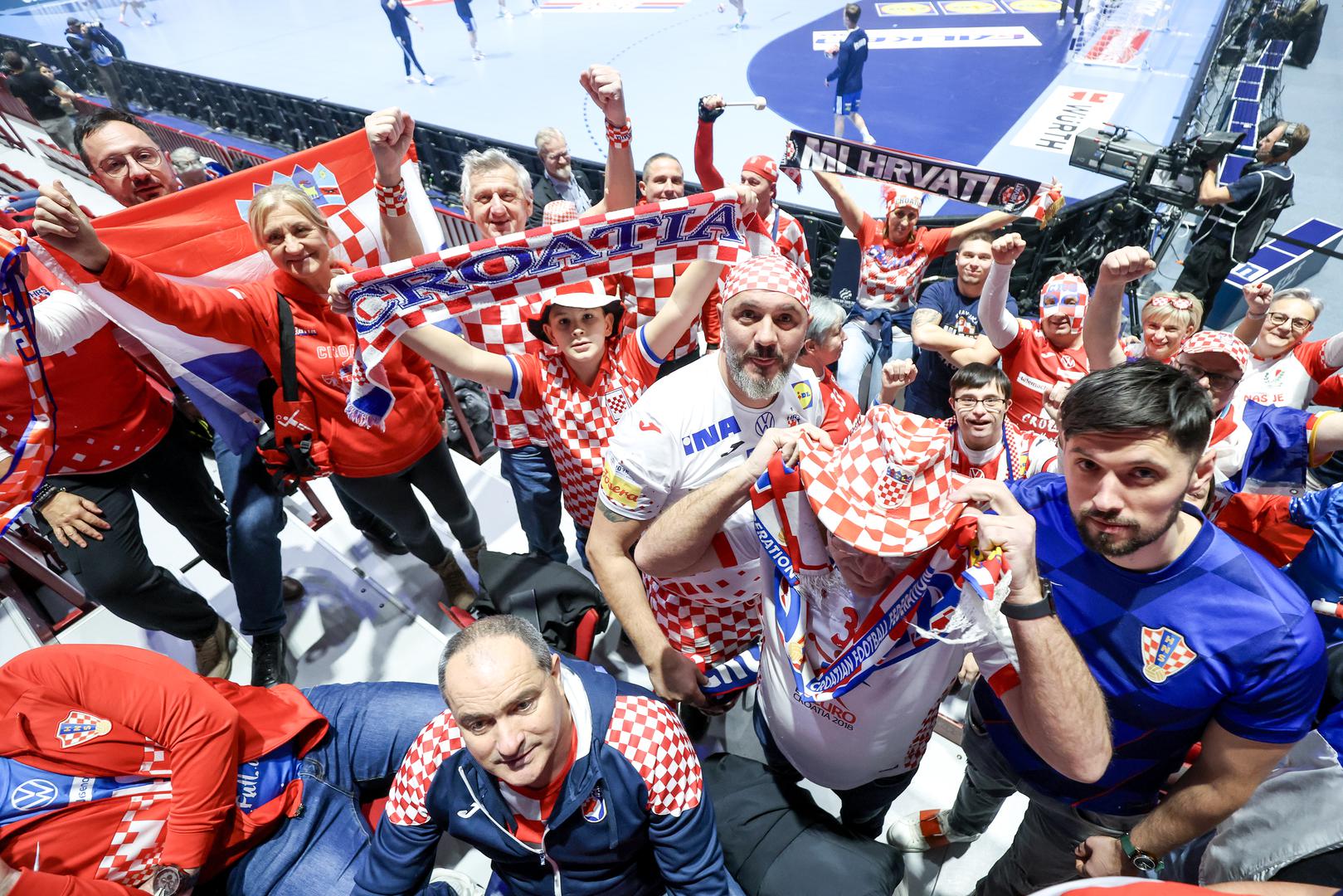 Hrvatska opet ima glasnu podršku navijača
