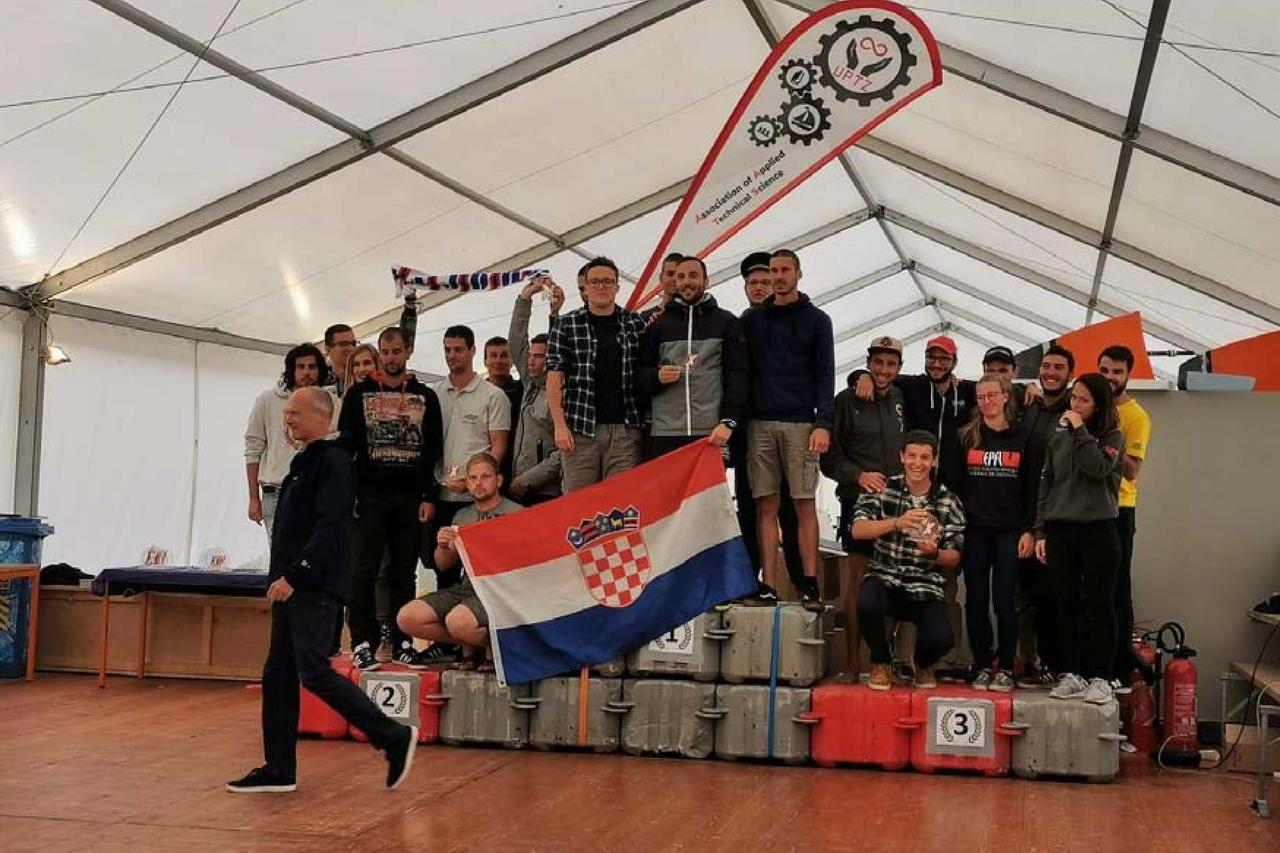 Hrvatski studenti pobijedili na natjecanju HydrocontestX