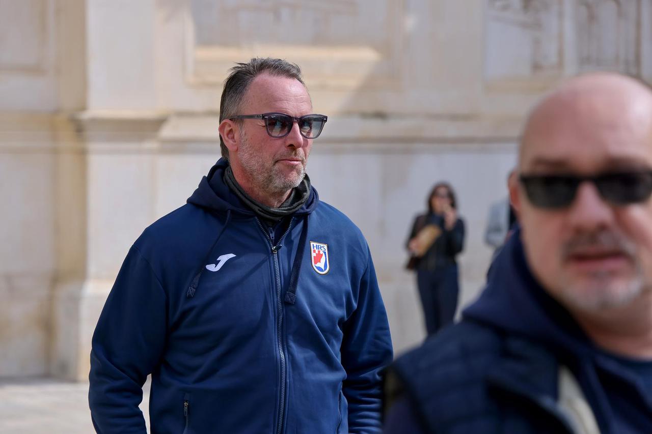 Zadar: Druženje rukometnih reprezentativaca s građanima na Narodnom trgu