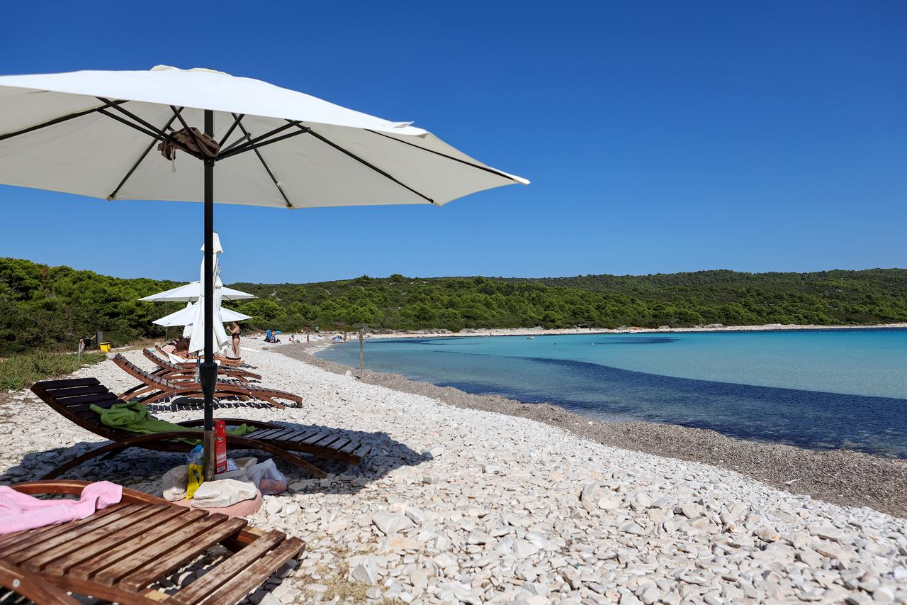 Pješčana plaža Sakarun na Dugom otoku
