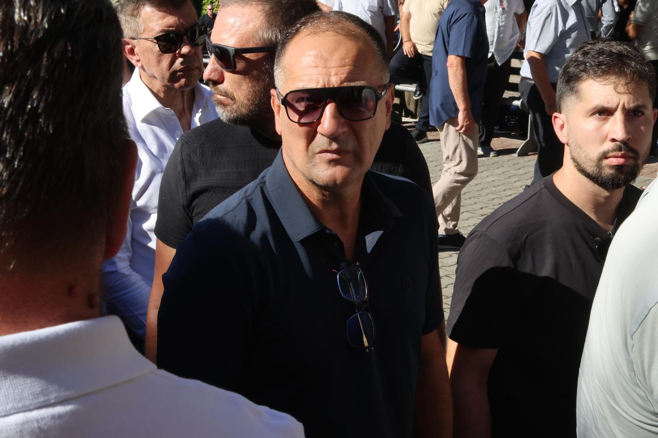 Zmijavci: Posljednji ispraćaj Ivana Gudelja