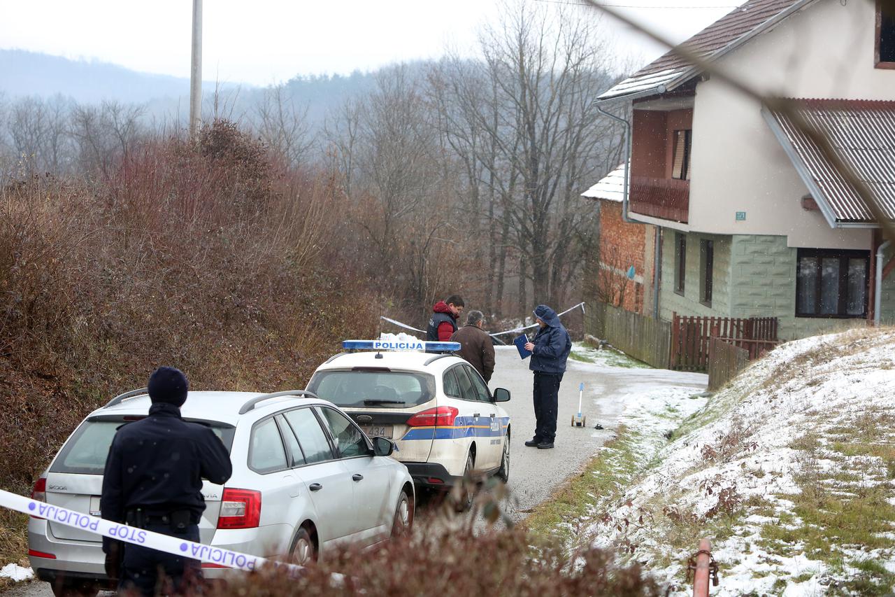 Izgorio osobni automobil u kojem je stradala nepoznata osoba