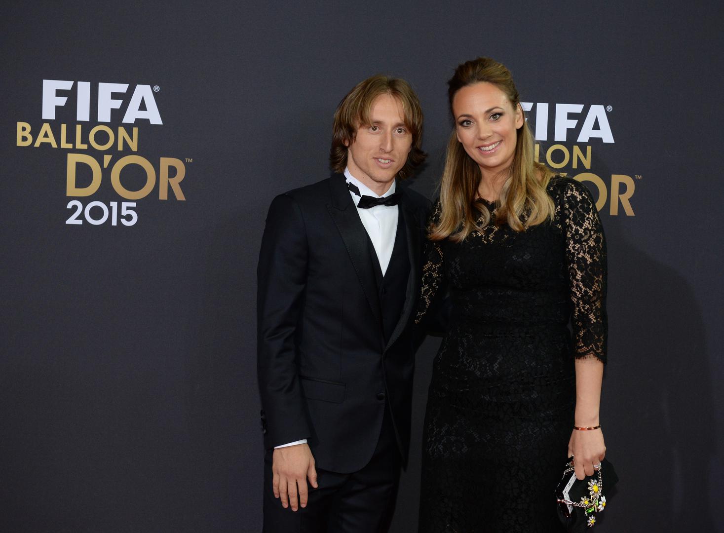 S prekrasnom suprugom Vanjom vjenčao se 2010. godine.