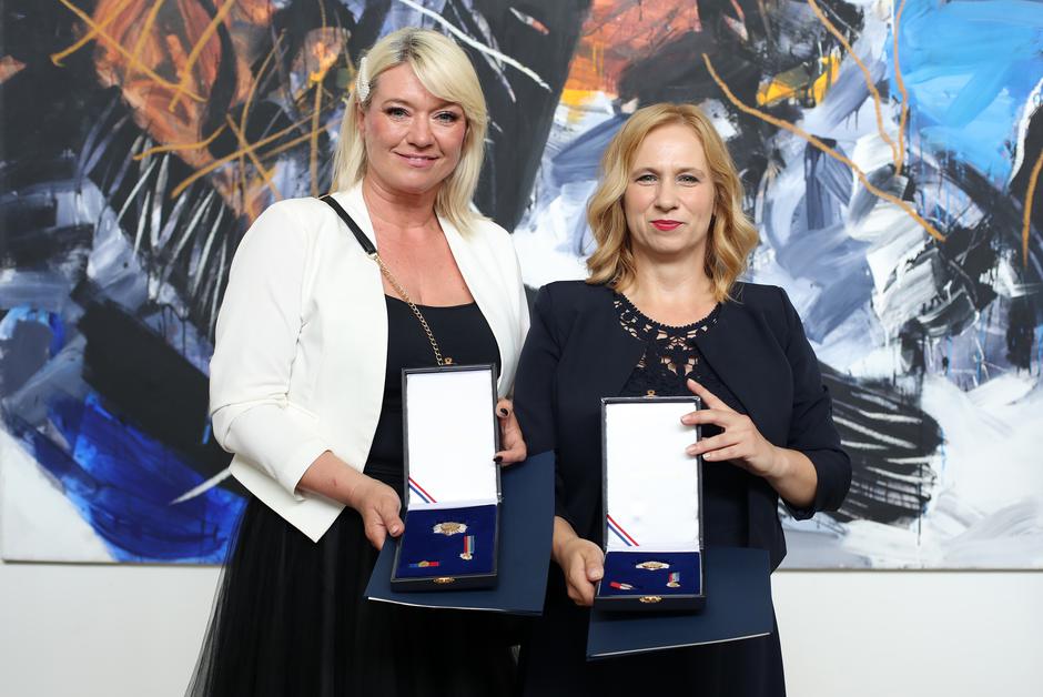 Povodom Dana državnosti predsjednica uručila odlikovanja i priznanja