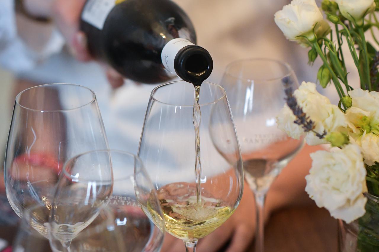 Zagreb: Radionica Decanterovih laureata 2022. u Pupitresu