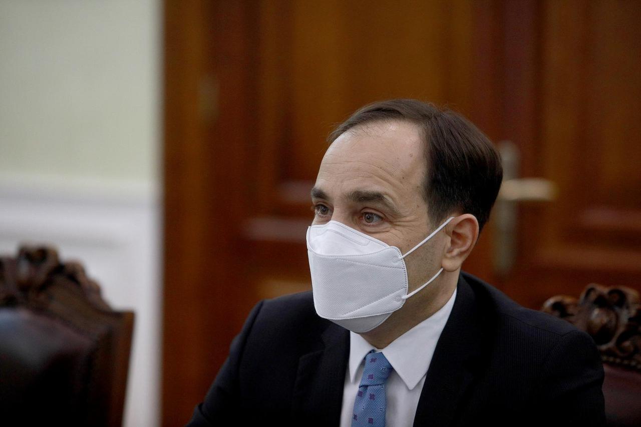 The Minister of foreign affairs of the Republic of Serbia, Nikola Selakovic, met with the ambassador of Turkey to Serbia, Tanju Bilgic.Ministar spoljnih poslova Republike Srbije Nikola Selakovic sastao se sa ambasadorom Turske u Srbiji Tanzuom Bilgicem.