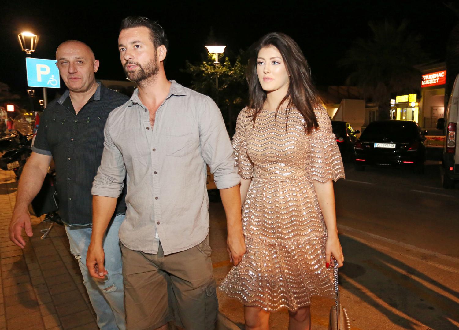 Šuškalo se kako je njegova teška narav bila krivac prekida suradnje. 