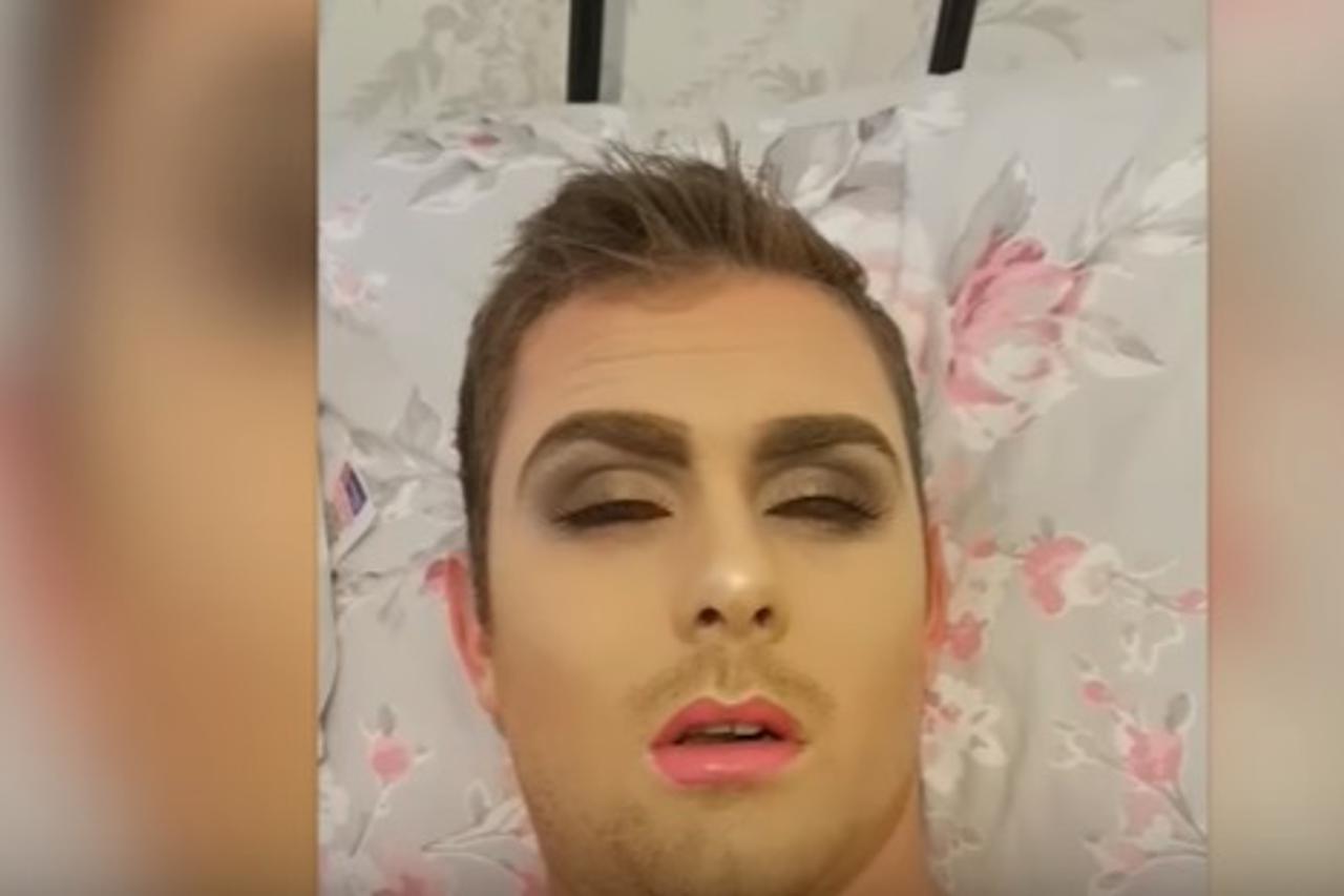 Stephen Hall, mladić kojemu se djevojka osvetila make-upom dok je spavao