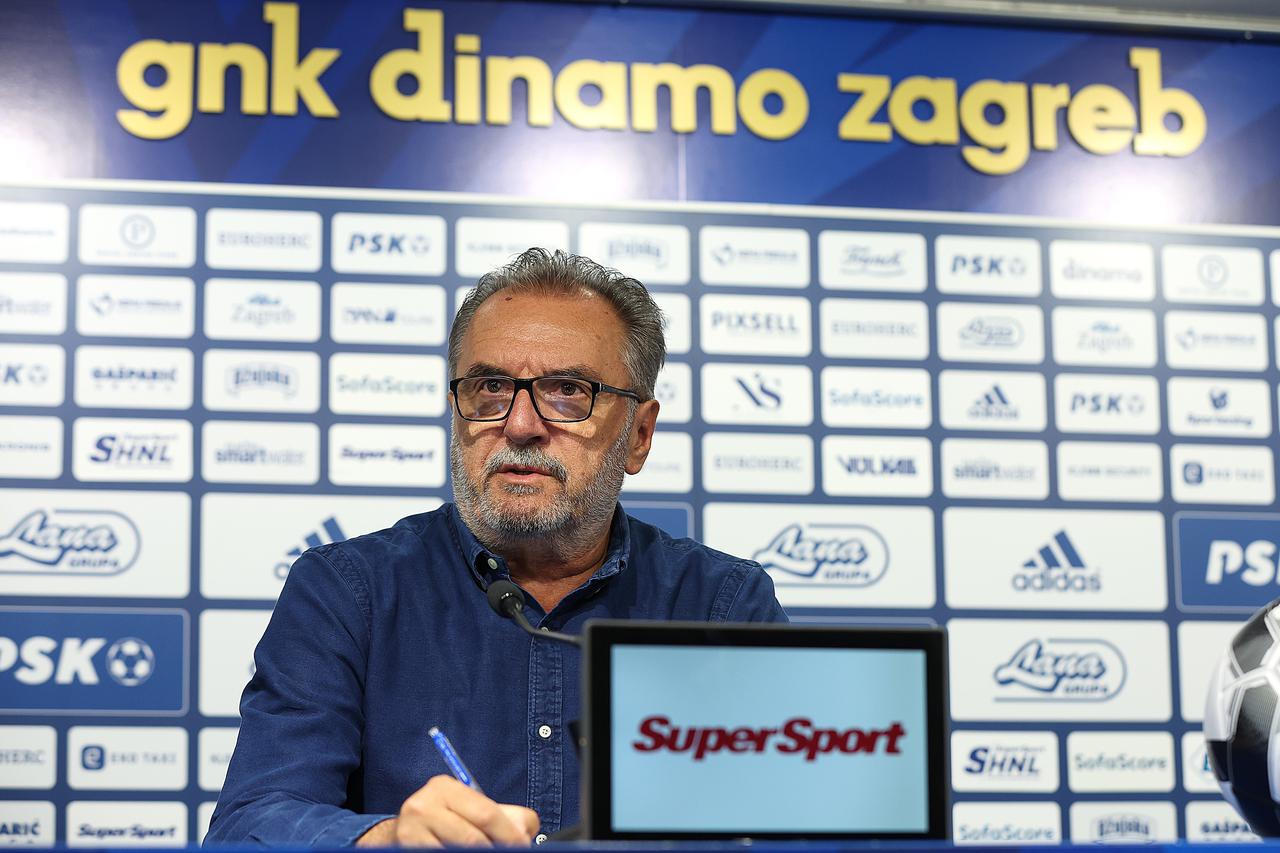 Zagreb: Trener Dinama Ante Čačić na konferenciji za medije uoči sutrašnje utakmice s Rijekom