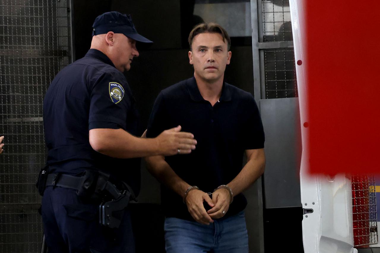 Zagreb: Dario Šimić doveden je na isptivanje u USKOK 