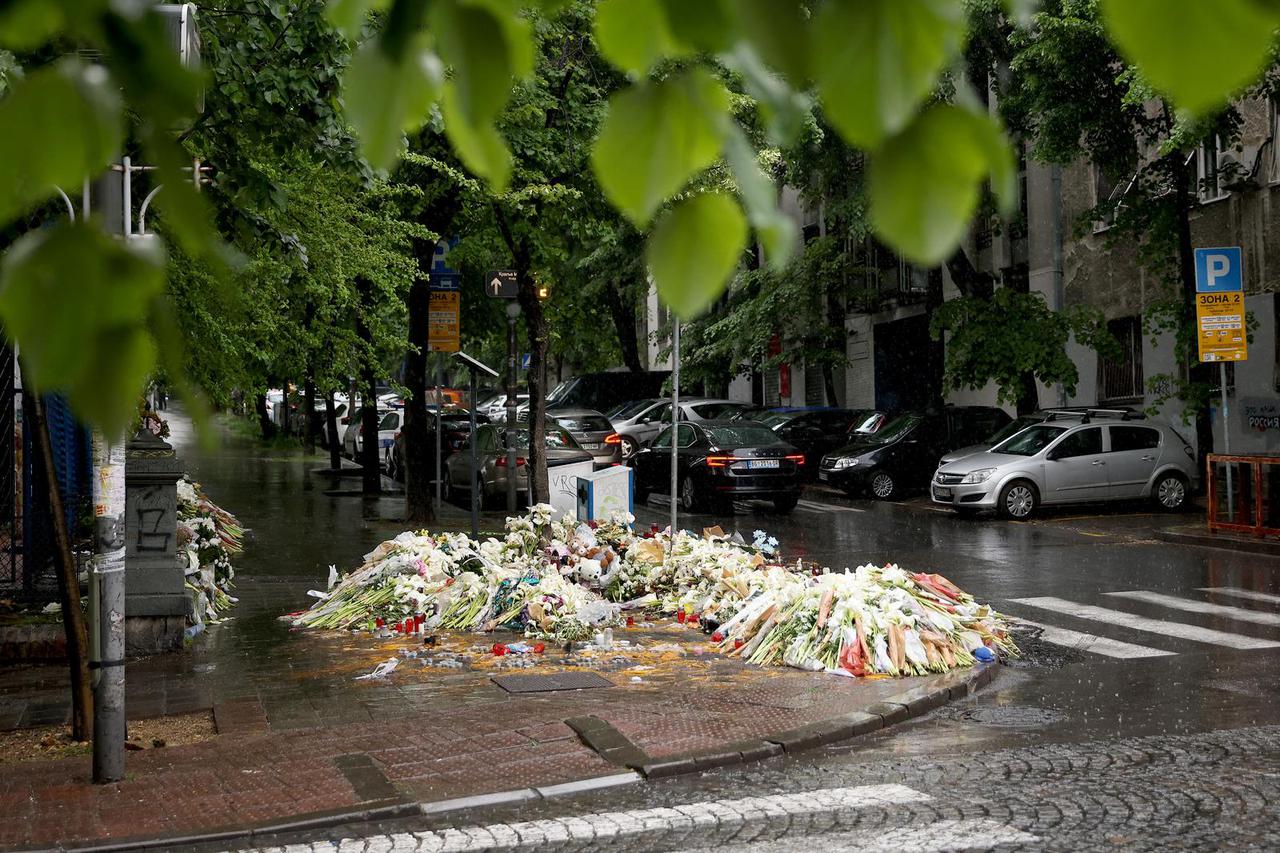 Beograd: Ispred škole "Vladislav Ribnikar" na današnji dan nema nikoga
