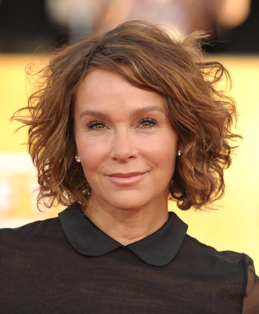 Grey je Swayzeov "mačo" pristup i sklonost zafrkancijama smatrala neprofesionalnom, dok je on nju doživljavao kao previše osjetljivu i tešku za suradnju. Ta netrpeljivost, koju su oboje priznali, stvorila je "iskrenje" koje je, ironično, pridonijelo autentičnosti njihovih likova na platnu.