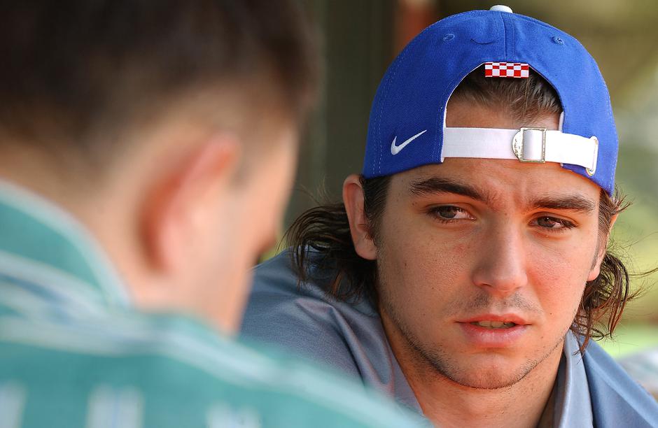 Nogometaš Niko Kranj?ar, arhiva