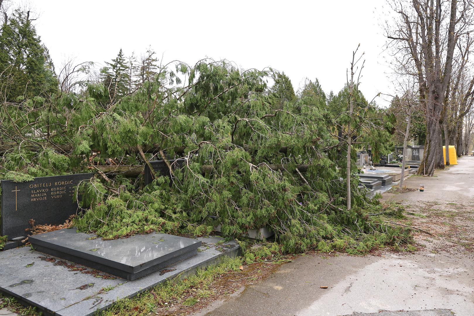 Prema najavama, Grad će donijeti zasebnu odluku kojom će se definirati isplata pomoći za oštećene nadgrobne spomenike, a maksimalni iznos i postotak pokrića troškova trebali bi biti poznati tijekom sljedećeg tjedna.