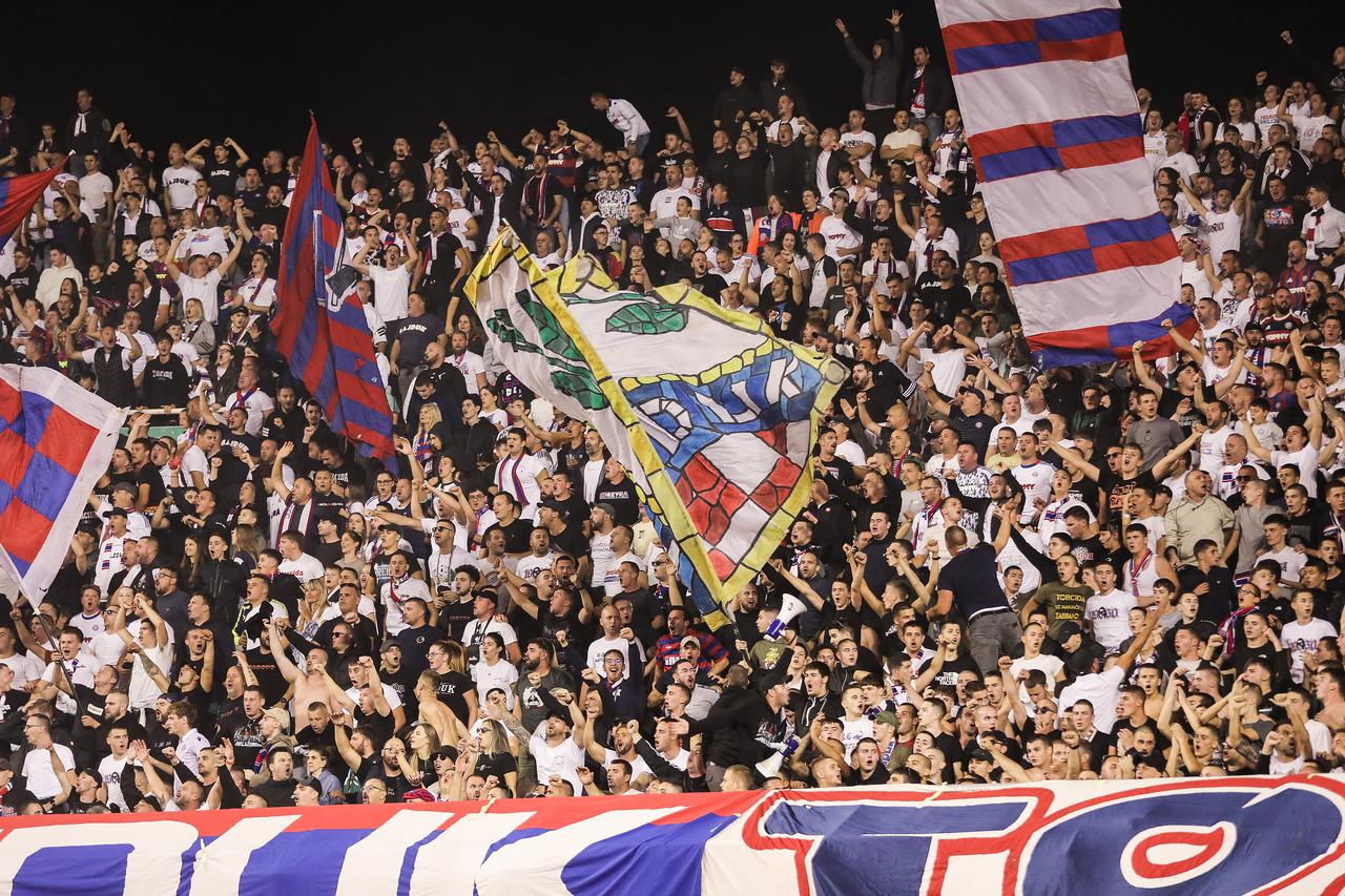 Atmosfera na Poljudu tijekom utakmice 1. kola Koferencijske lige između Hajduka i Ajaxa