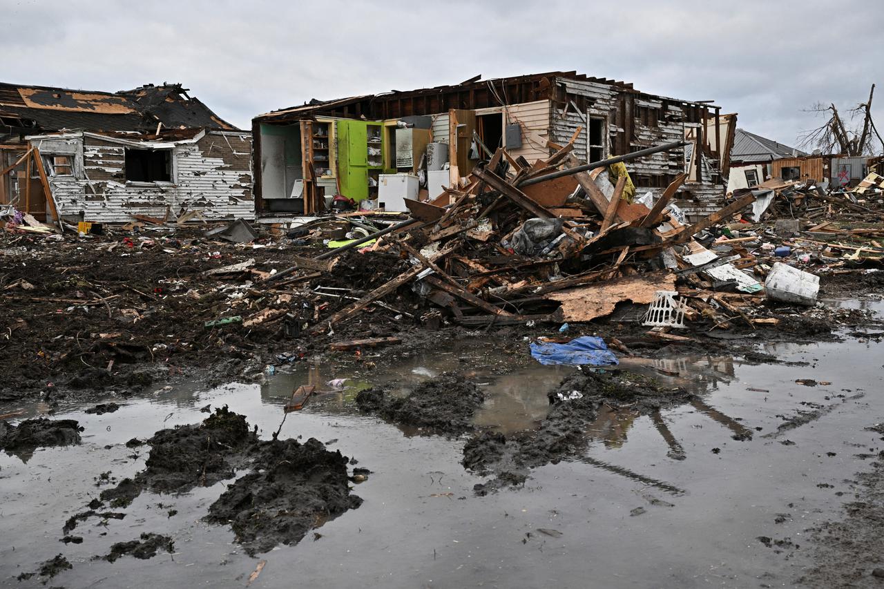 Jezivi prizora ruševina nakon oluja po američkim saveznim državama