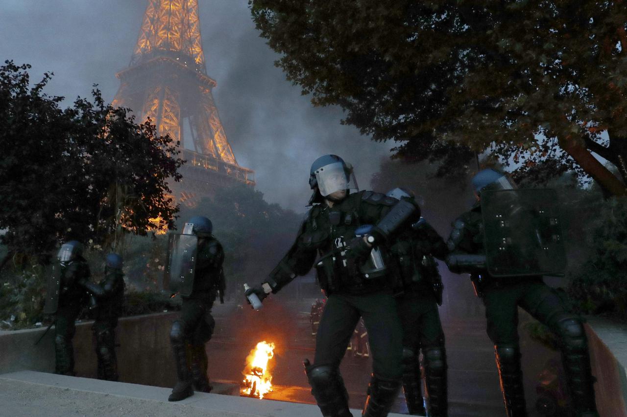 Pariz