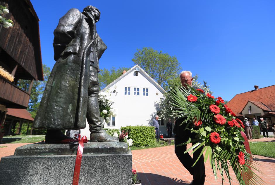 U Kumrovcu obilježena 40. obljetnica smrti Josipa Broza Tita