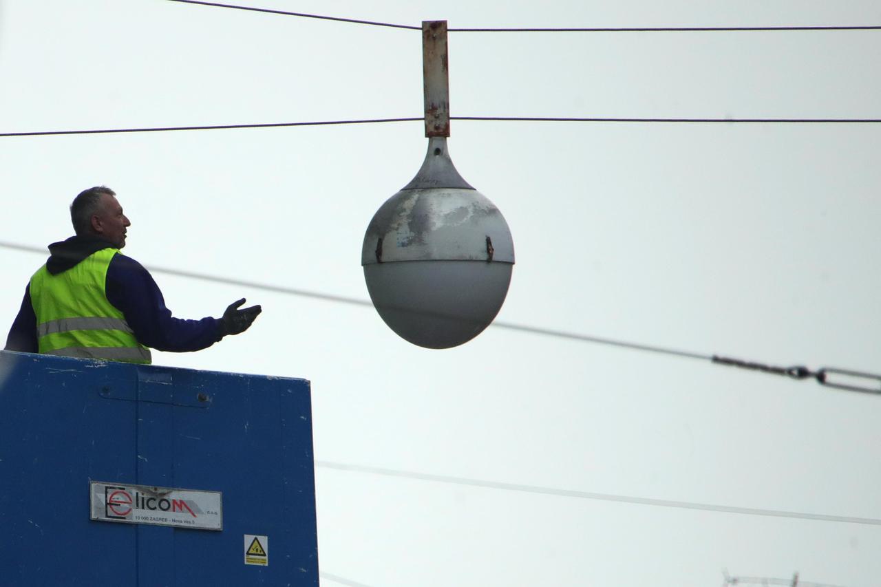 Zagreb: Održavanje električnih instalacija i ulične rasvjete u Praškoj ulici
