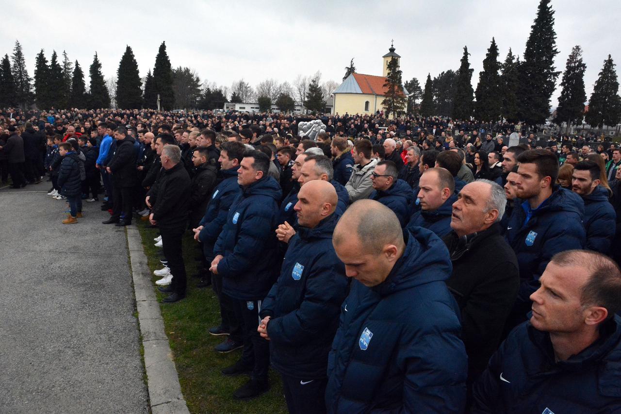Posljednji ispraćaj nogometaša Brune Bobana