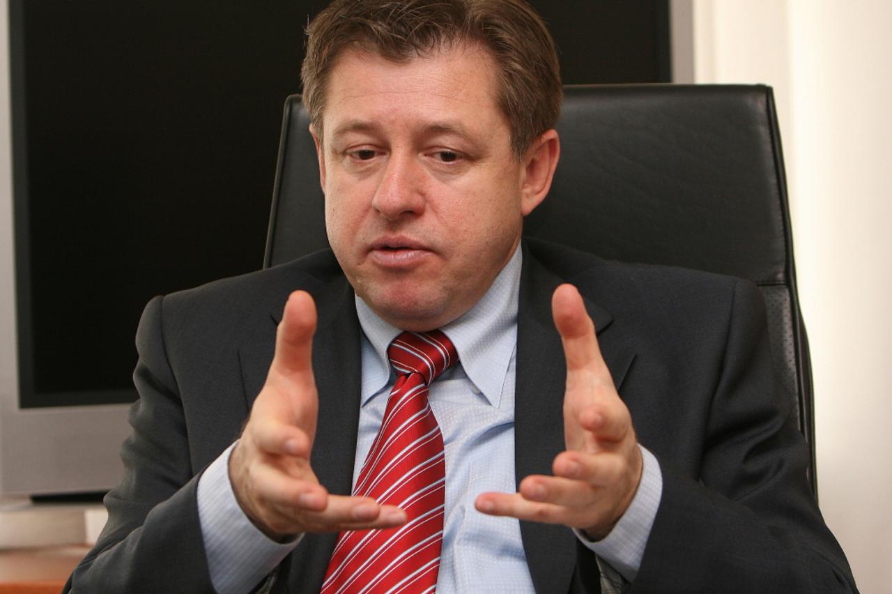 ivo jelušić