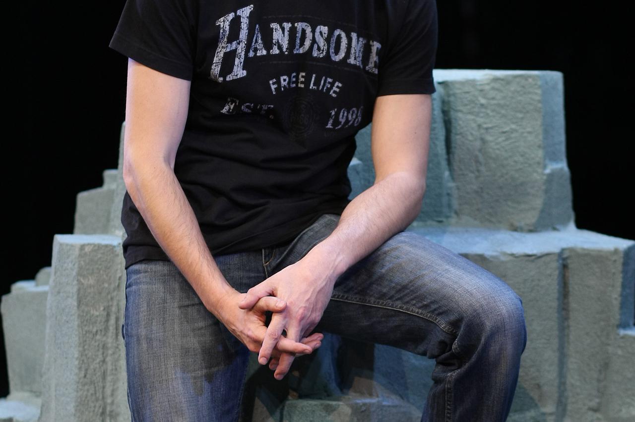 28.10.2013., Zagreb - U kazalistu Gavella odrzana je proba predstave Osmi povjerenik u reziji Sase Anocica. Glavnu ulogu u predstavi igra Janko Rakos. Photo: Grgur Zucko/PIXSELL