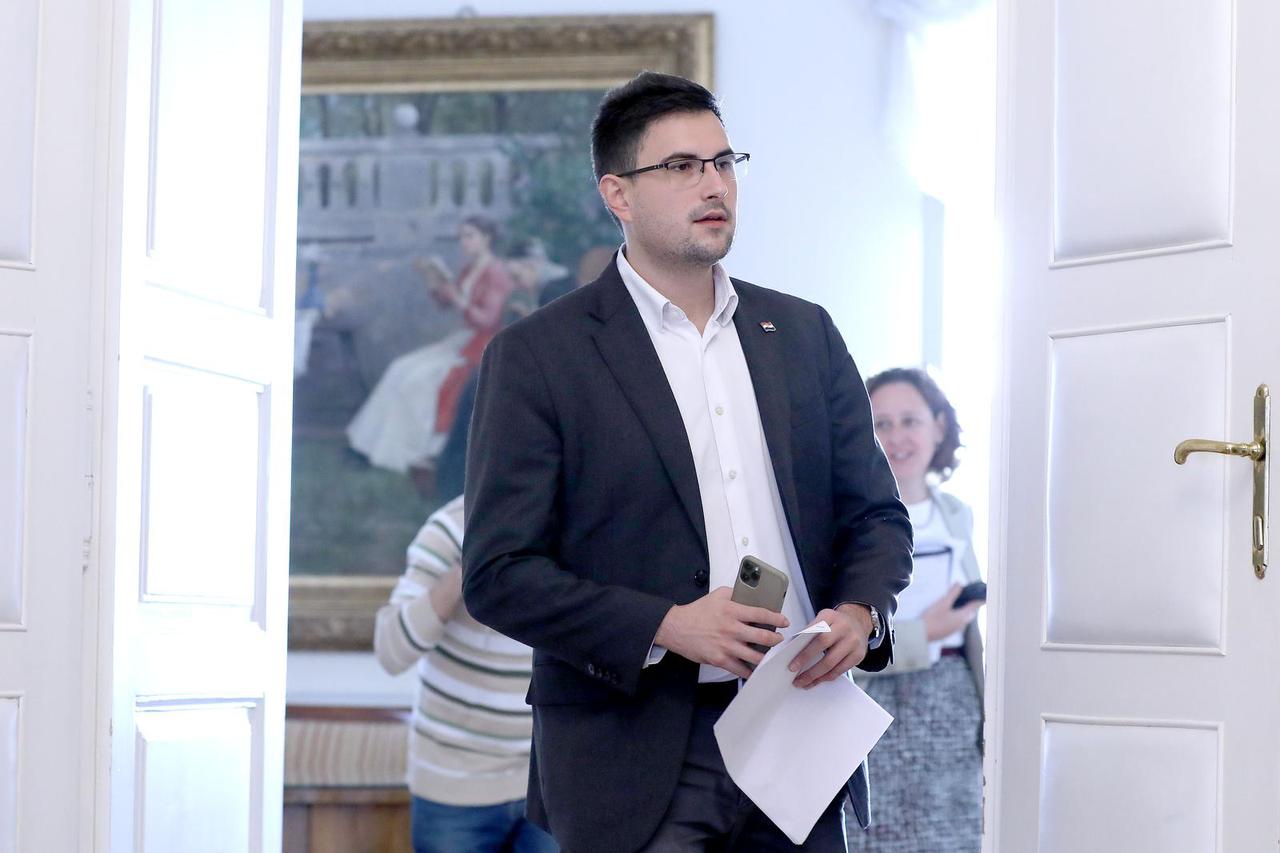 Zagreb: Glasnogovornik Vlade RH, Marko Milić