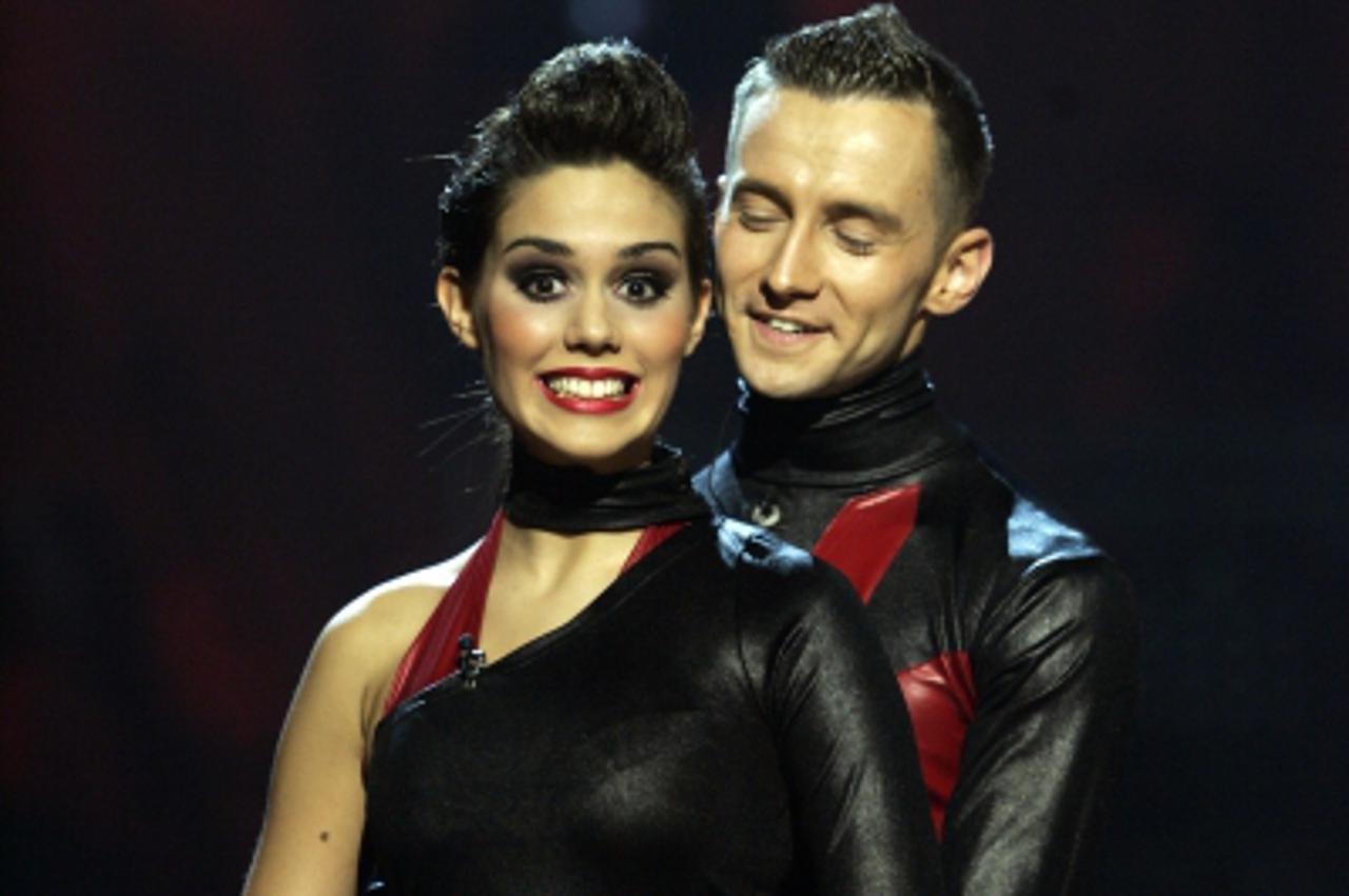 '19.12.2009., Zagreb, Hrvatska - Televizijski sou Ples sa zvijezdama, pobjednici Franka Batelic i Istvan Varga. Photo: Slavko Midzor/PIXSELL'