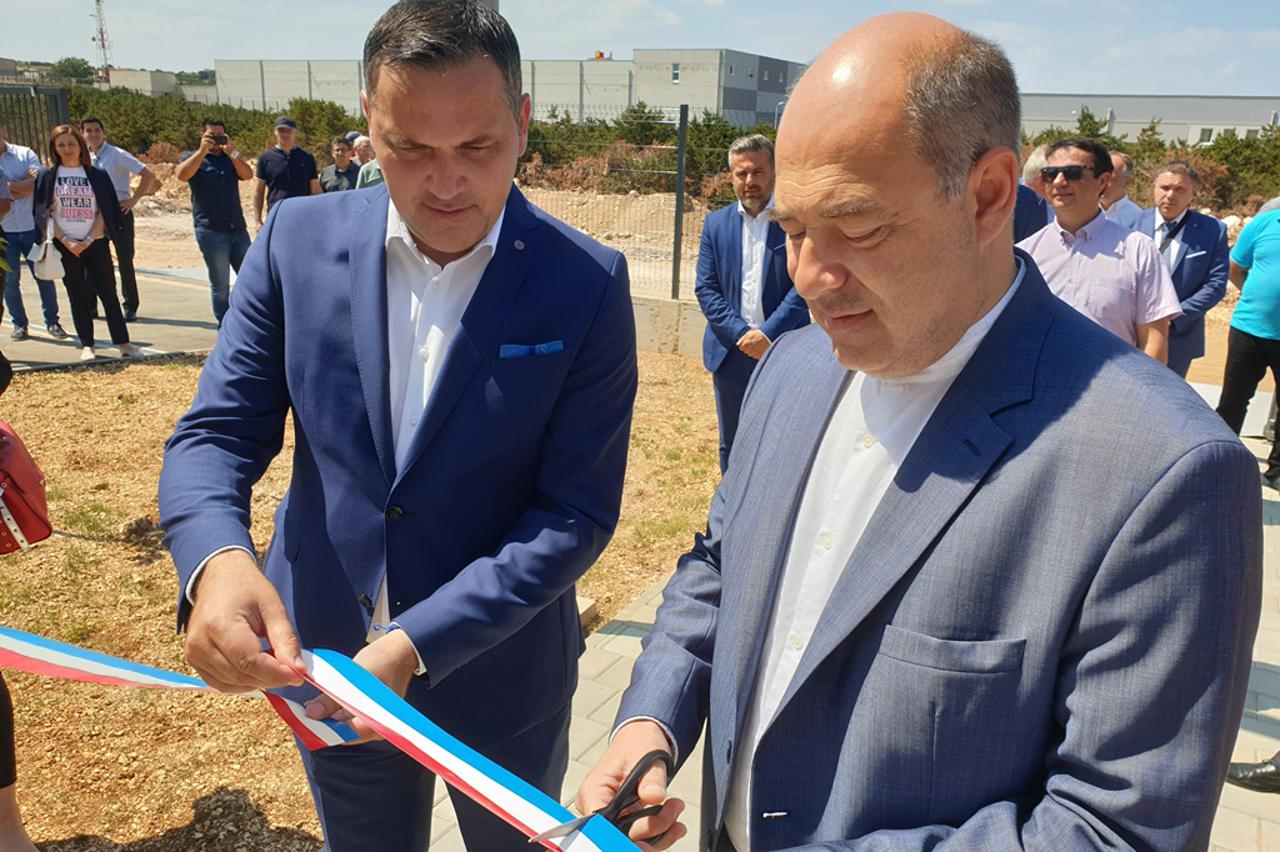 U Novalji otvorena nova poslovno-pogonska zgrada HEP ODS-a