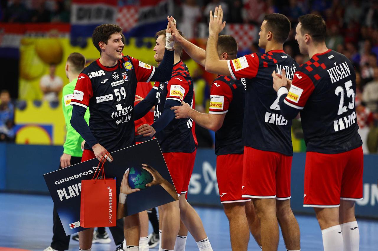 EHF 2024 Men's European Handball Championship - Preliminary Round - Group B - Croatia v Romania