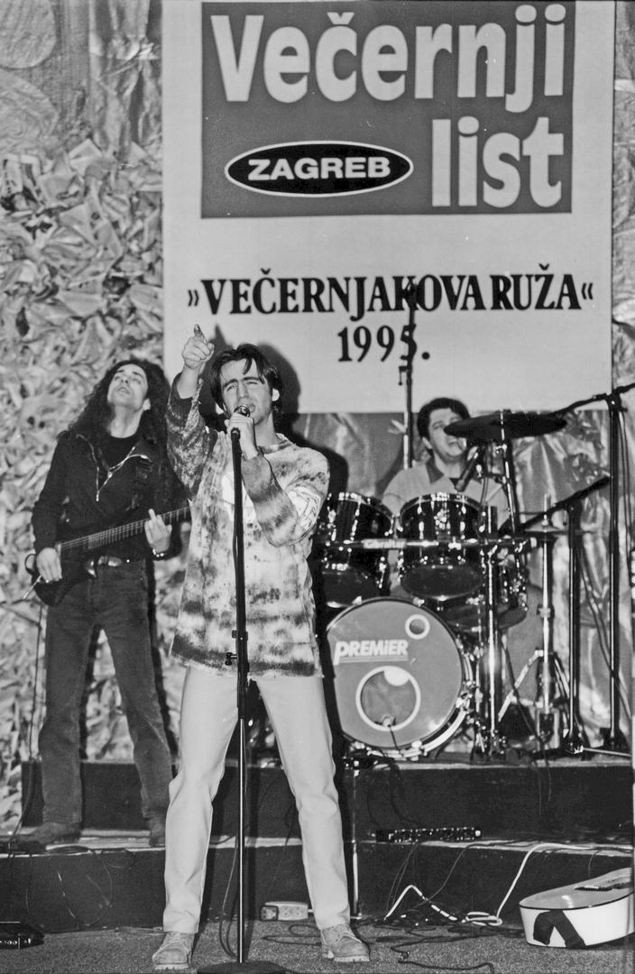 31.01.1996., Kazaliste Kerempuh, Zagreb, Hrvatska - Odrzana svecanost dodjela nagrada Vecernjakova ruza. Photo: Sinisa Hancic/PIXSELL 