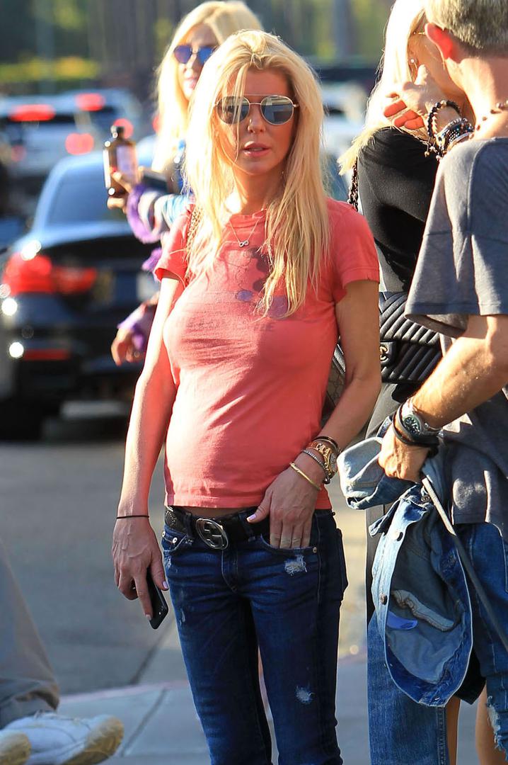 Zadnjih godina sve šokira svojim izgledom i od ljepotice sa zanosnim oblinama pretvorila se u kostur.