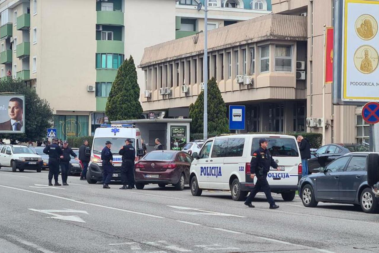 Aktivirao bombu na ulazu u sud u Podgorici