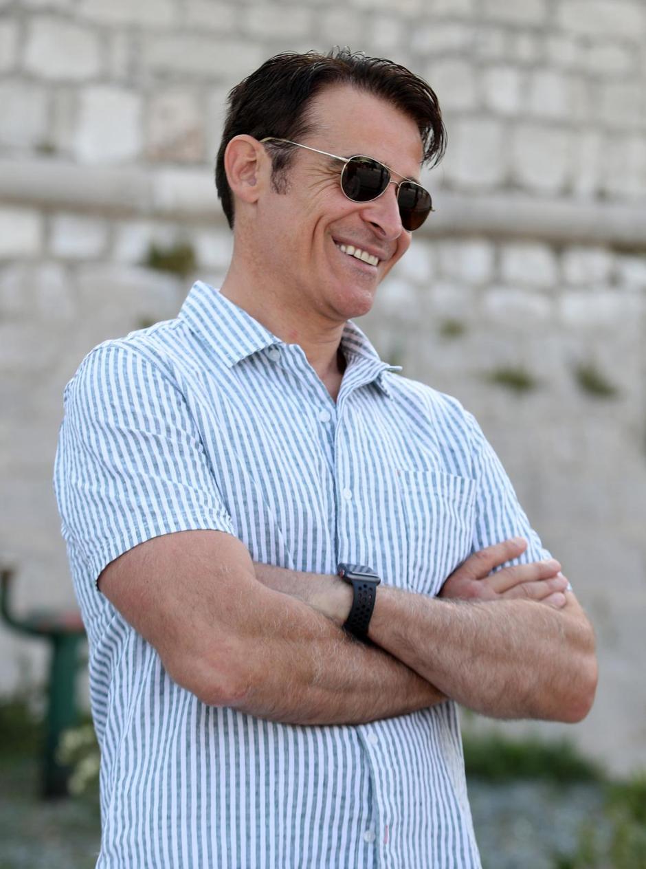 Šibenik: Glumac Goran Višnjić čitao priču Ježeva kućica djeci na MDF-u