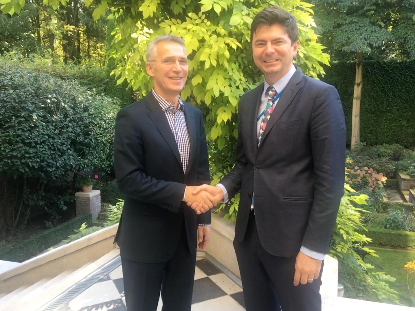 Glavni tajnik NATO-a našeg je novinara Tomislava Krasneca primio u svojoj rezidenciji u Bruxellesu