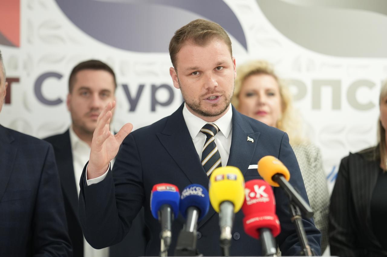 Banja Luka: Konferencija za medije nakon sjednice Predsjedništva Pokreta Sigurna Srpska